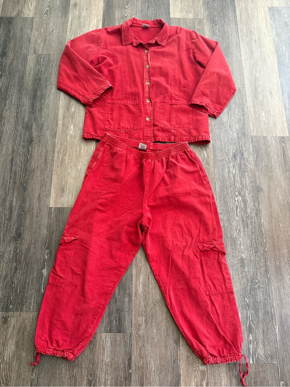 VTG Red Women's Two-Piece Utility Jogger Set